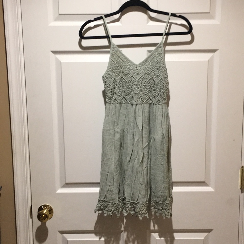 Pale Green Lace Appliqué Dress